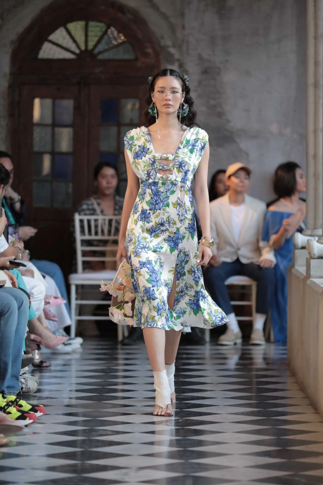 ต้าเหนิง-ออกแบบ โชว์สเต็ปเดินแบบในแฟชั่นโชว์ "KLOSET"