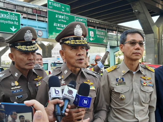 บก.จร.ปิดทางเบี่ยง5แยกลาดพร้าว รถวิ่งคล่องตัวมากขึ้น