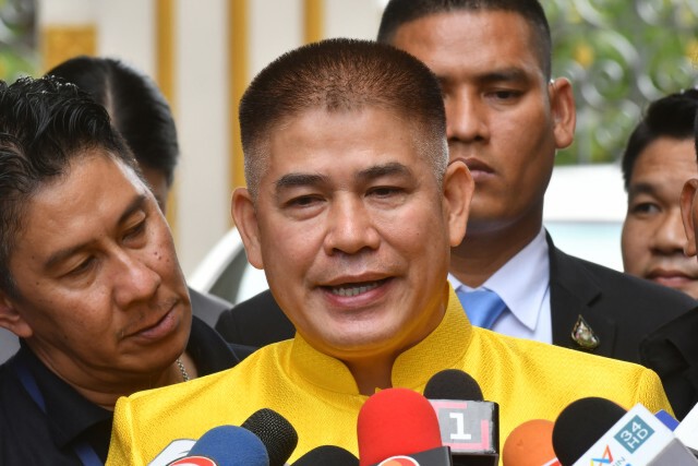 "ธรรมนัส" เตรียมฝ่ายกฎหมาย หากมีการพูดหมิ่นเหม่ รับศึกซักฟอก
