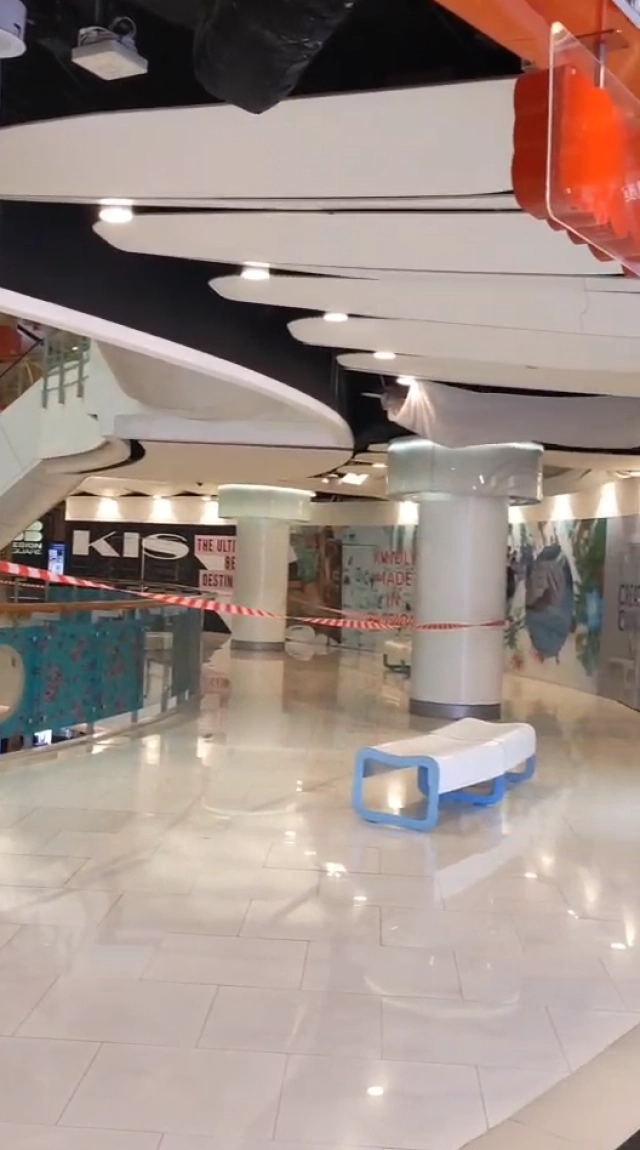 เซ็นทรัลเวิลด์ แจงสื่อ หลังหนุ่มพลัดตกชั้น 5 ห้างดัง ย่านราชประสงค์