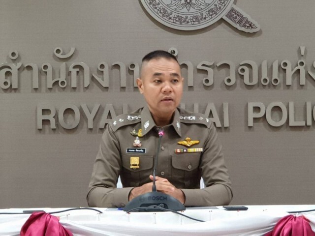 ตร.เข้มแฟลชม็อบ มธ. รองโฆษกตร. เตือน อย่าละเมิดกฎหมาย