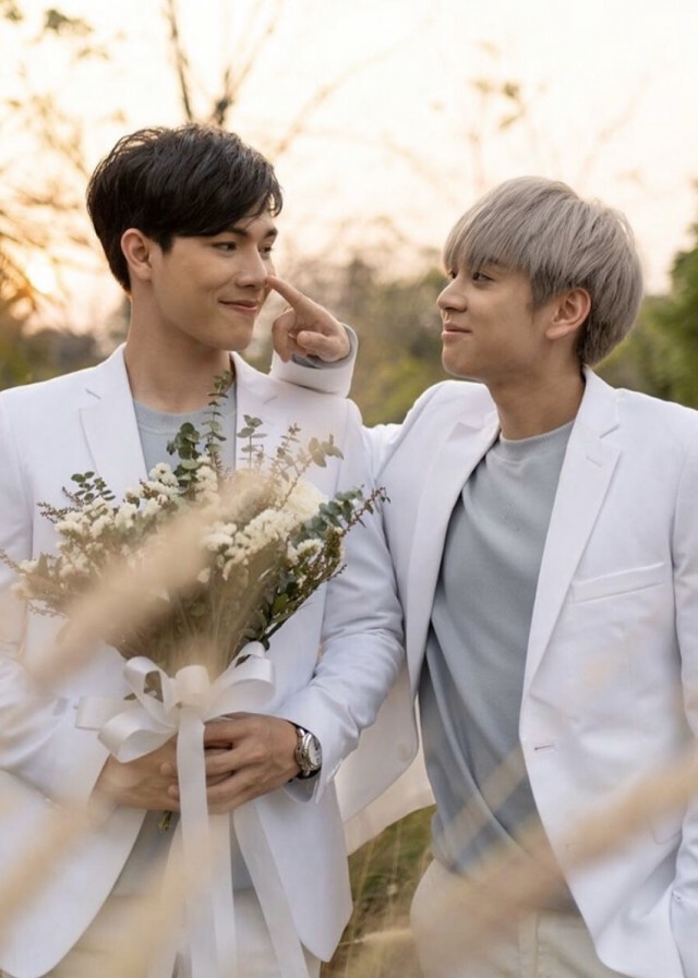 มาแรง "The Moment"ยอดวิวพุ่งเกินล้าน