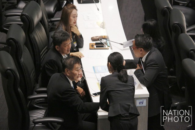 สภาป่วน! "เสรีพิศุทธ์" ยังอภิปรายปมถวายสัตย์