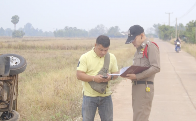 รถรับส่งนักเรียนพลิกคว่ำบาดเจ็บ 19 ราย