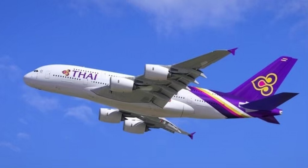 บอร์ดการบินไทยพร้อมใจหั่นค่าตอบแทน 50% ฝ่าวิกฤติโควิด-19 บอร์ดการบินไทยพร้อมใจหั่นค่าตอบแทน 50% ฝ่าวิกฤติโควิด-19