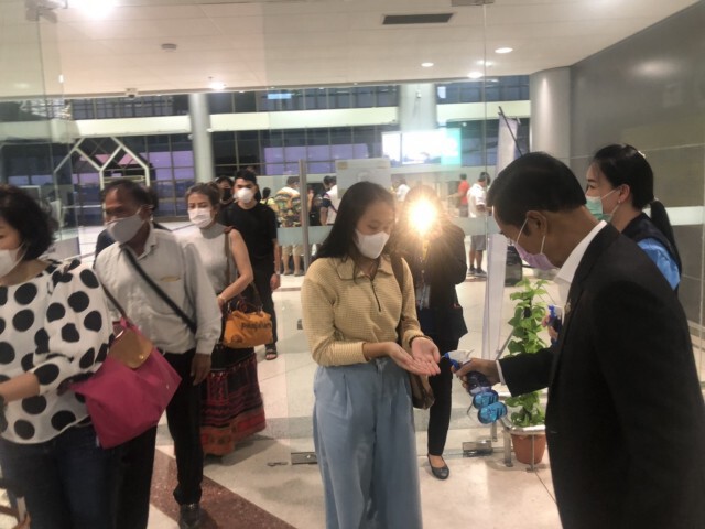 สนามบินอุบลฯ คุมเข้มจุดคัดกรองป้องกันโควิด-19