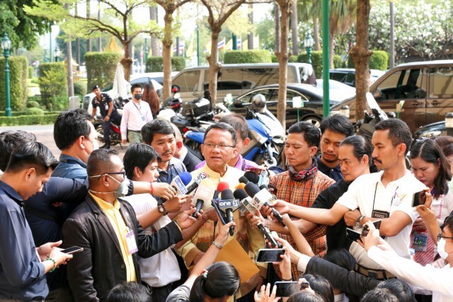 "สมศักดิ์" สั่ง เรือนจำ 5 แห่ง ผลิตหน้ากากอนามัย