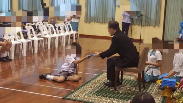 โรงเรียนเอกชนย่านฝั่งธนแจงแล้ว หลังเพจดังจวกให้นักเรียนกราบเท้าเจ้าของ