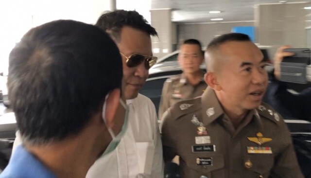 ตร. คุมตัว "เสี่ยบอย" สอบเพิ่ม ปมกักตุนหน้ากากอนามัย