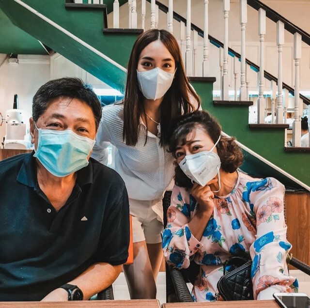 "มิน พีชญา" รับโควิด-19 กระทบงาน แคนเซิลทริปอเมริกากับครอบครัว