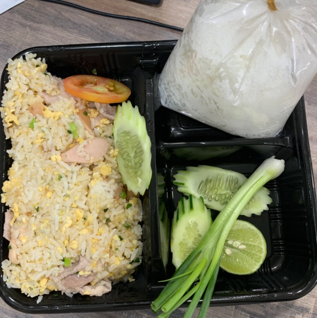 สาวสั่งข้าวผัด ปรี๊ดแตก! หลังเปิดกล่องมาดู