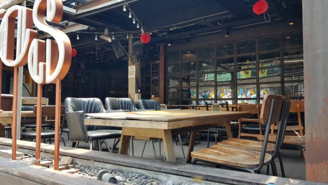 สำรวจ 3 ร้านอาหารย่านทองหล่อ-เอกมัย หลังพบผู้ติดเชื้อโควิด-19