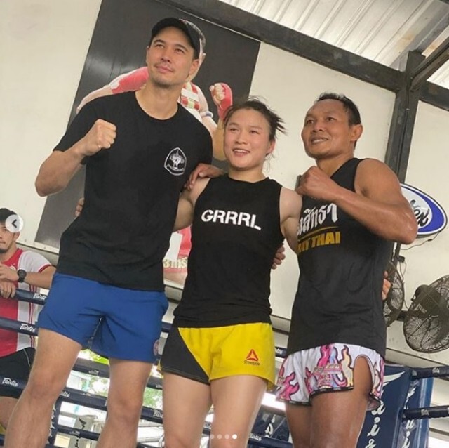 เผยภาพ "แมทธิว ดีน" แชะภาพคู่แชมป์มวยหญิงUFC-แสนชัย ก่อนรู้ตัวติดไวรัสโควิด-19