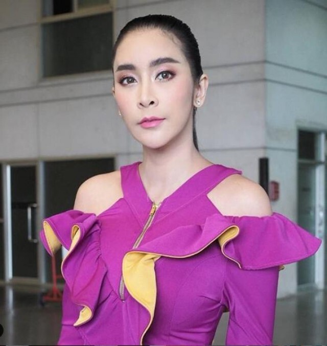 "ใหม่ สุคนธวา" โร่แจง ไม่ได้ท้อง! หลังชาวเน็ตเข้าใจผิด