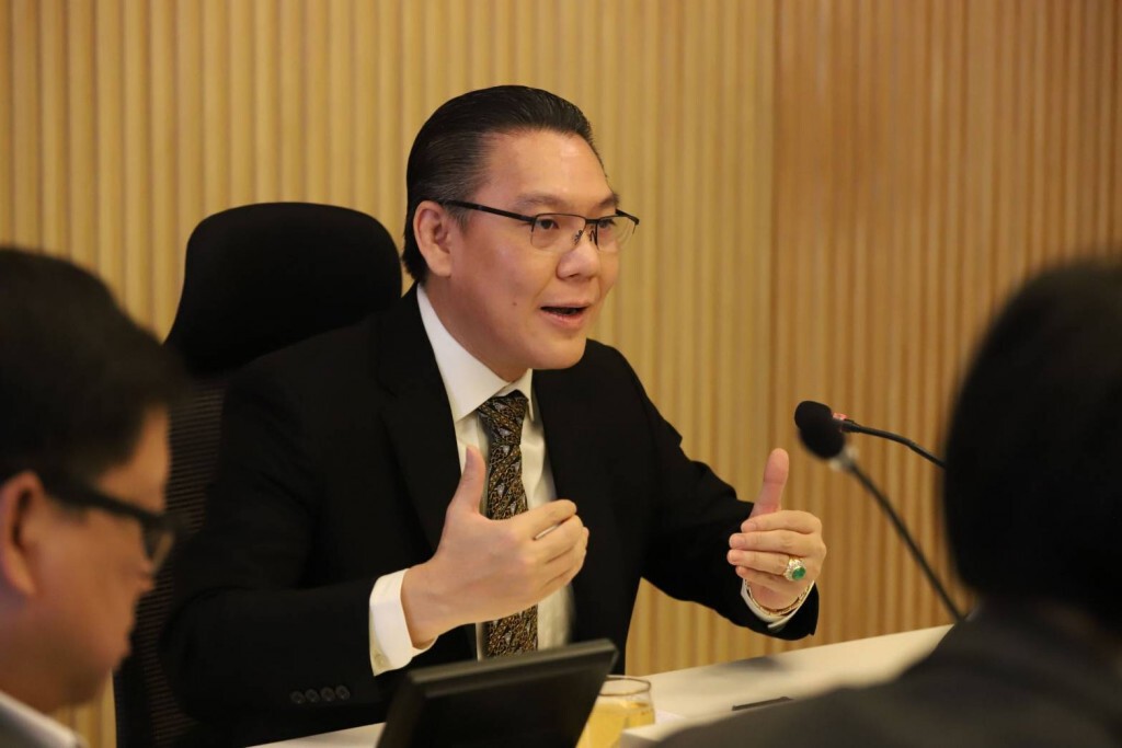 'ชาญกฤช' ย้ำหุ้นไทยร่วงระยะสั้น แนะเก็บหุ้นพื้นฐานดีลงทุนระยะยาว