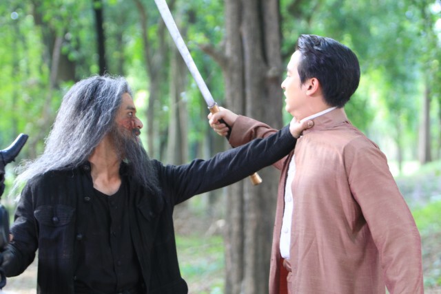 "ป๋อ ณัฐวุฒิ" จัดหนักปล่อยของใส่ "เจมส์ จิรายุ"