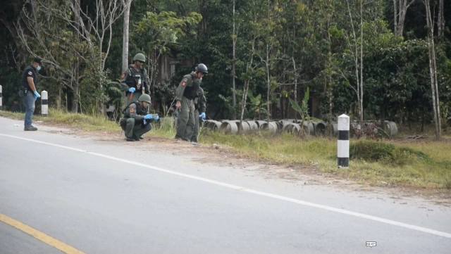 โจรใต้ป่วน อ.แว้ง 2 จุด ยิงถล่มฐาน ชคต.และลอบวางระเบิดทหาร