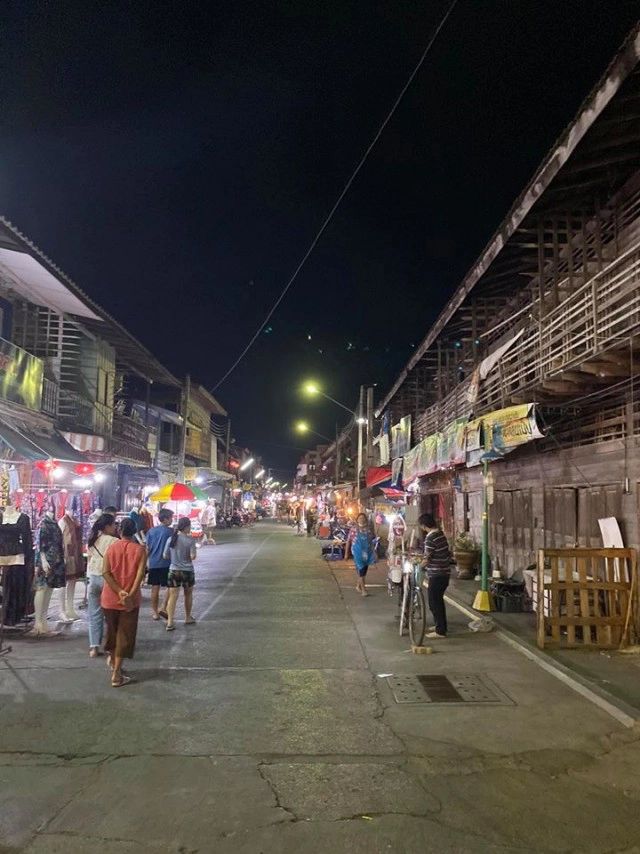 งดจัด! "กาดกองต้า" ลำปาง หนีโควิด-19