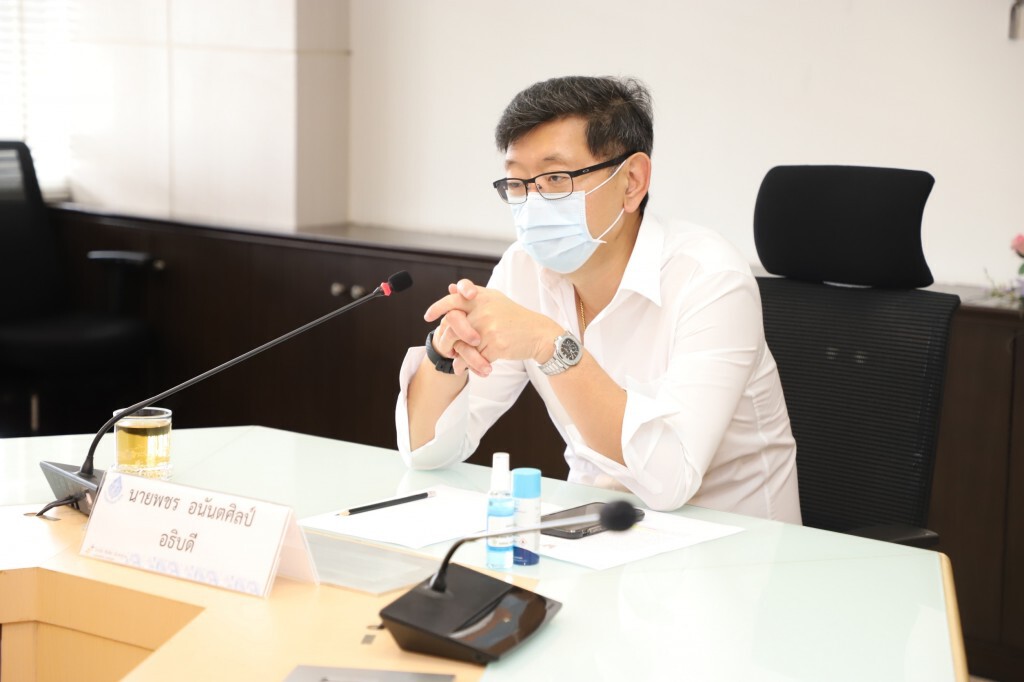 สรรพสามิตมอบแอลกอฮอล์ล้างมือผ่านหน่วยงานทางการแพทย์สู้ภัย Covid-19 
