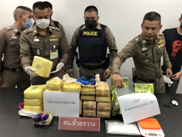 ตำรวจจับยึดแหล่งพักยาบ้า ย่านห้วยขวาง เตรียมขยายผลนายทุน