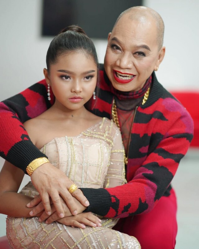 "อุ๊บ วิริยะ" ติวเข้ม "น้องแจ๋วแหวว" เพื่อก้าวสู่การเป็นซูเปอร์โมเดล