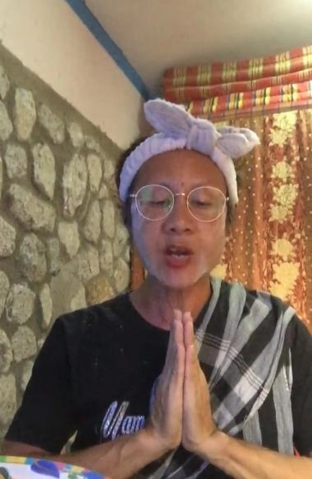 ฮาสนั่นโซเชียล! เปิดคลิป นักร้องหมอลำ "สวดส่งไล่โควิด19"