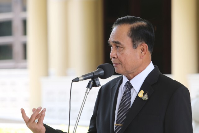 "ทำเนียบฯ" กำหนดจุดสัมภาษณ์ "นายกฯ-ครม." ห้าม "สื่อ" ยื่นไมค์รุมล้อม