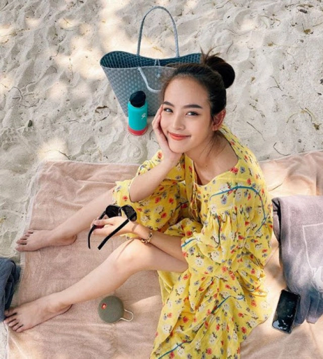 "ณิชา" สะบัดลุคน่ารัก แจกความเซ็กซี่เบาๆกับบิกินี่ตัวจิ๋ว ริมชายหาด