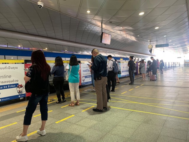 รฟม. เพิ่มมาตรการเพิ่มระยะห่างทางสังคมในระบบรถไฟฟ้า MRT