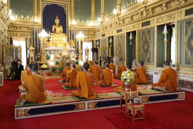 บรรยากาศสวดมนต์ เพิ่มพลังใจไล่โควิด-19