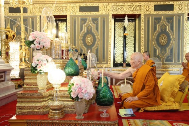 บรรยากาศสวดมนต์ เพิ่มพลังใจไล่โควิด-19