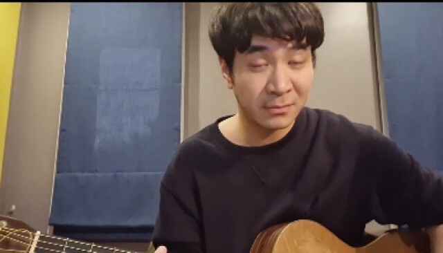 "แสตมป์ อภิวัชร์" ร้องเพลงให้กำลังใจคุณหมอ "ซุปเปอร์เเมนในชุดกาวน์"