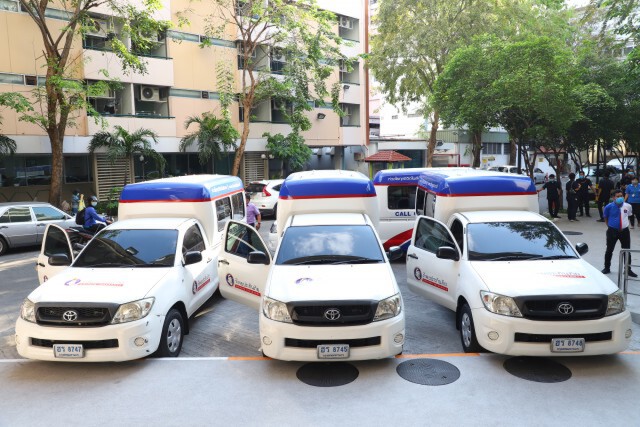 ทิพยประกันภัย มอบรถดัดแปลงพิเศษเพื่อเคลื่อนย้ายผู้ป่วย ช่วยบรรเทาความเดือดร้อน รพ.รามาธิบดี