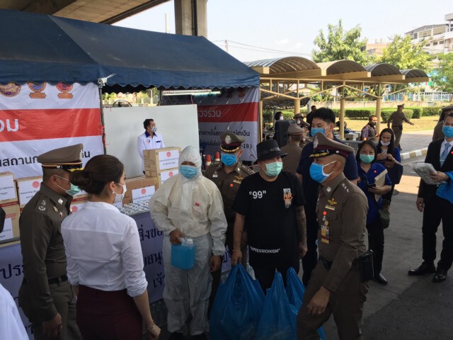 จุดตรวจสกัดโควิด-19 ถนนสุขสวัสดิ์ ไม่พบบุคคลสุ่มเสี่ยง