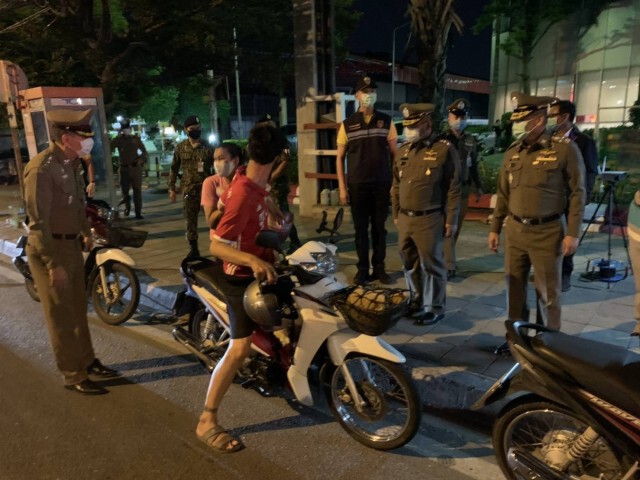 ผบ.ตร.ตรวจความพร้อมจุดคัดกรอง หน้าห้างฯสำโรง