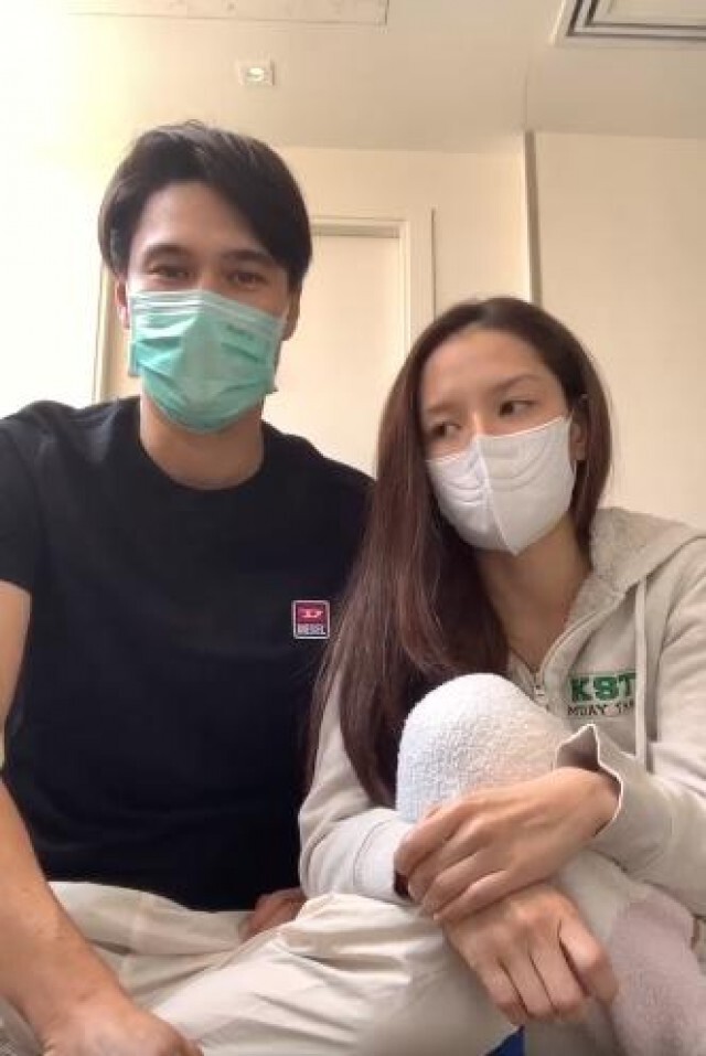 แมทธิว-ลีเดีย อัพเดตอาการ หลังรักษากว่า 20 วัน อาการดีขึ้น เเต่! ผลยังเป็นบวกอยู่