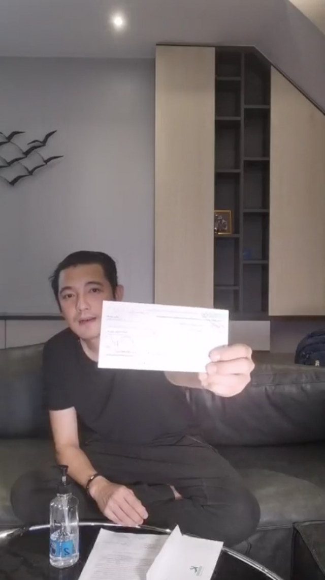 "ศรราม" โชว์เช็ค 9 แสน! ยันบริสุทธิ์ใจ ปมโกงหน้ากากอนามัยเกือบล้าน
