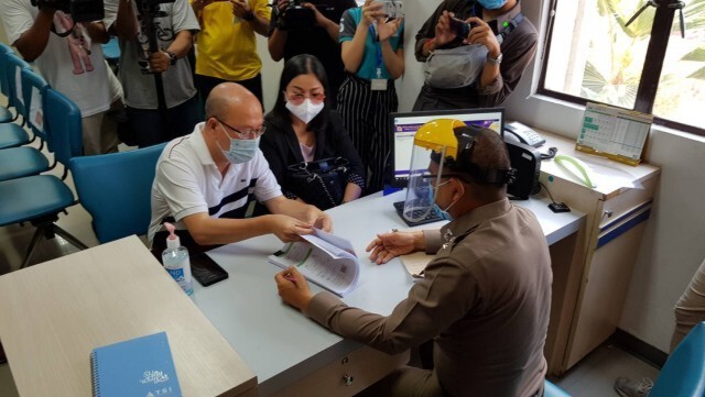 "ศรราม" โชว์เช็ค 9 แสน! ยันบริสุทธิ์ใจ ปมโกงหน้ากากอนามัยเกือบล้าน