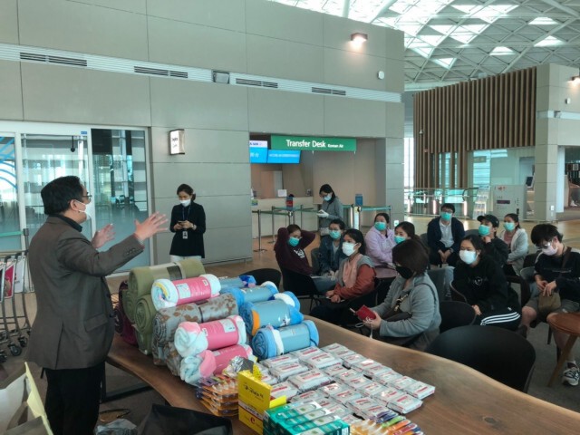 สถานเอกอัครราชทูต ณ กรุงโซล ให้ความช่วยเหลือคนไทยที่สนามบินอินชอน