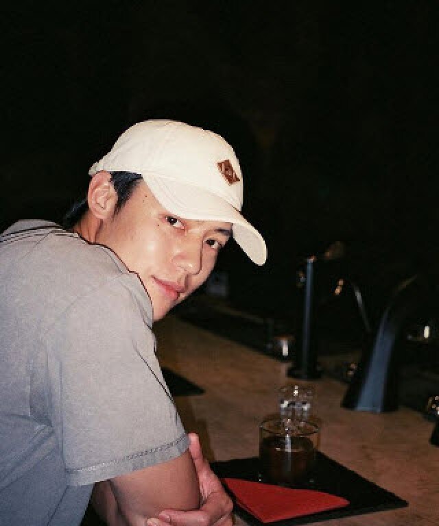 โซเชียลวิจารณ์ยับ! "หมากปริญ" โพสต์ยกย่องโควิด-19 ดั่งฮีโร่