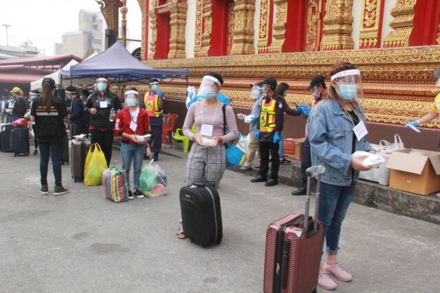 ส่งตัว "แรงงานชาวเมียนมา" ตกค้างหน้าด่านแม่สายกลับประเทศแล้ว