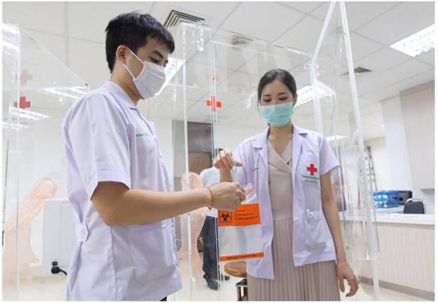 "รพ.จุฬาฯ" เริ่มใช้ตู้ความดันลบเก็บสิ่งส่งตรวจจากผู้ป่วยโควิด-19