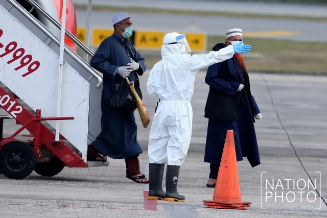 ส่อติดโควิดกว่าครึ่ง! กลุ่มดะวะห์กลับจากชุมนุมทางศาสนาที่อินโดฯ