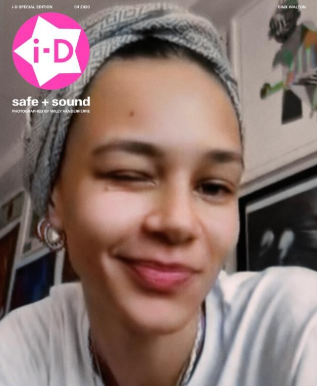 ครั้งแรกของโลก ถ่ายแบบผ่าน FaceTime นางแบบดังไม่เสี่ยงโควิด