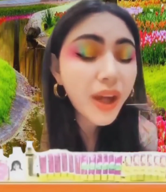 น่ารัก! "ใหม่-ดาวิกา" ลิปซิงค์เป็น "ลีน่าจัง"