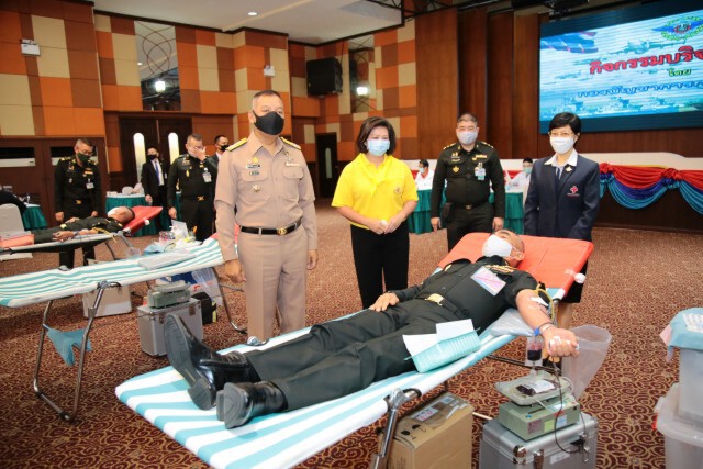 ผบ.ทสส. นำทีมกองทัพไทย บริจาคโลหิต สำรองช่วงโควิด