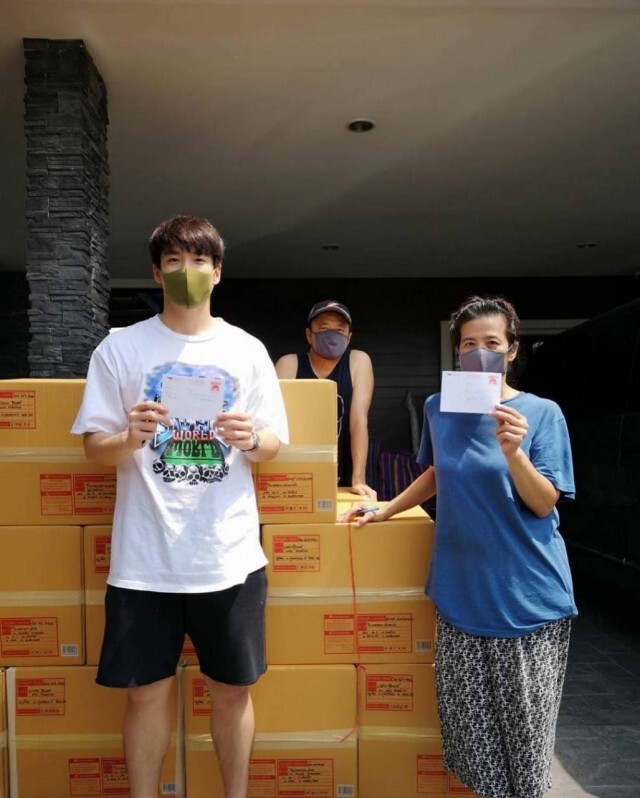 "อาเล็ก-เต้ย" ส่งอุปกรณ์แพทย์ ให้ รพ. ห่างไกล