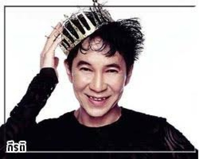 ตร.ตรวจสอบแล้ว ดีไซเนอร์ชื่อดังอยู่บ้านคนเดียว ไม่มีบุคคลอื่นก่อนเสียชีวิต