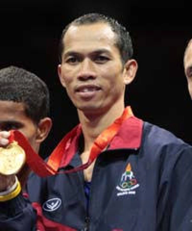 "สมจิตร" เปิดตัวเมนูใหม่ ณ "กู" โรตีชาชัก สาขาปากช่อง