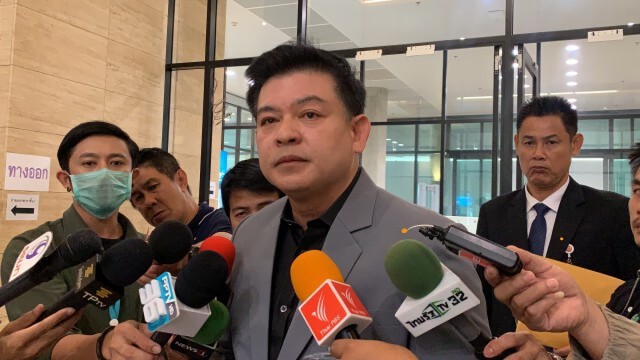 "สิระ" ตะเพิด กำนัน-ผู้ใหญ่บ้าน หลังขอเงินเดือนเพิ่ม 5,000 บาทเป็นค่าเสี่ยงโควิด-19